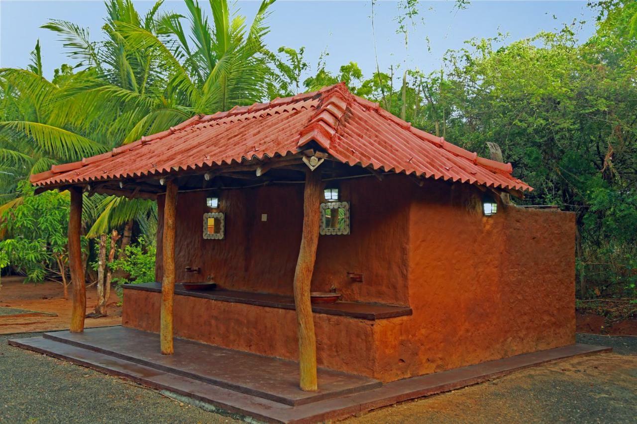 Heina Nature Resort - Eco Home And Yala Safari カタラガマ エクステリア 写真